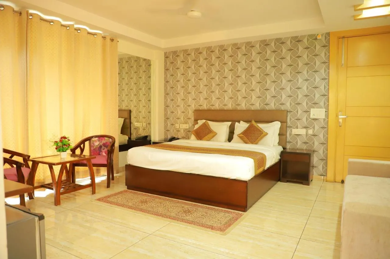 מלון גורגאון Dps Residency - Sector 47 Gurugram 3*,  הודו